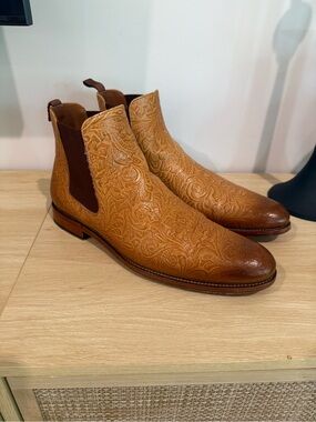 TAFT Tan Leather Chelsea Boots